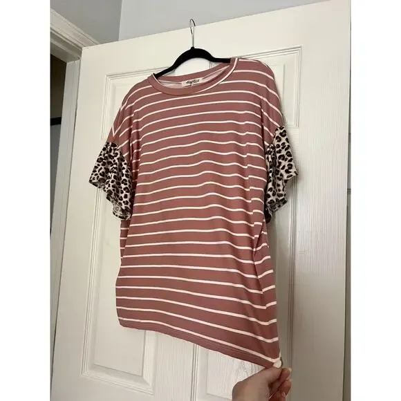 Haptics Women’s Striped Top With Leopard Print Sleeves Size Large - Picture 4 of 7